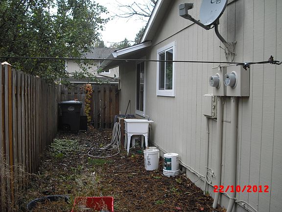 5th image of 2060 NE Darby St