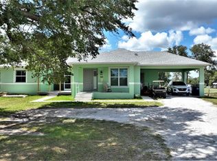 23170 N River Rd, Alva, FL 33920