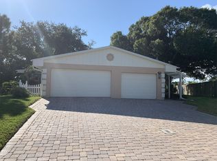 445 Myrtlewood Rd, Melbourne, FL 32940