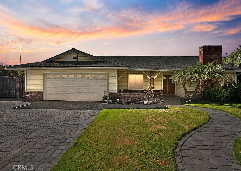 1st image of 8321 Pumalo St