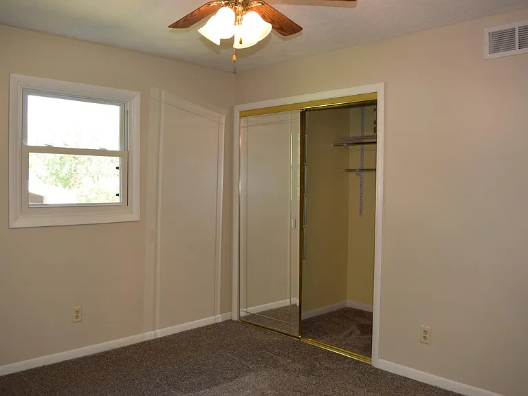 2609 Hall Ct — Photo 21