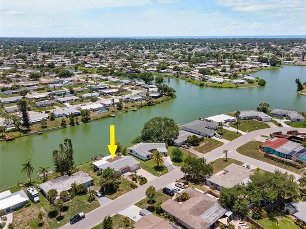524 S Neponsit Dr, Venice, FL 34293