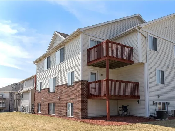 4536 Twain Cir, Ames, IA 50014