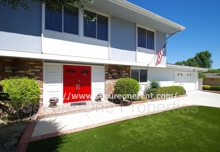 5827 Fairhaven Ave — Photo 5