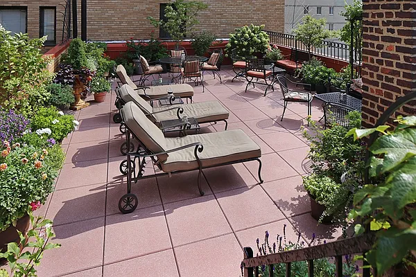 Sold by Corcoran | media 10