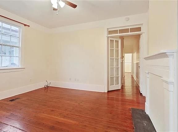 4th image of 3813 Cleveland Ave