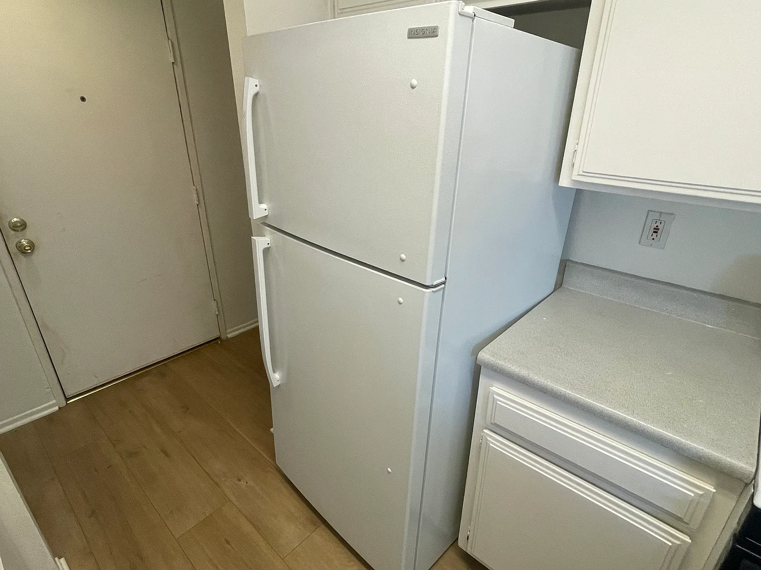 3 bed, $3,300 — Photo 3