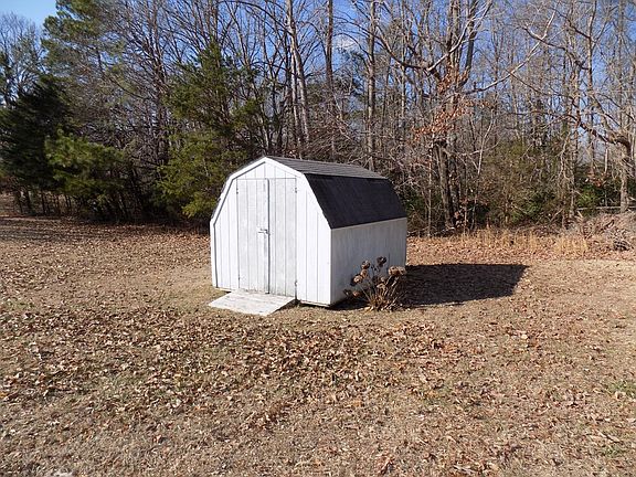 4th image of 742 Jessie Dupont Memorial Hwy
