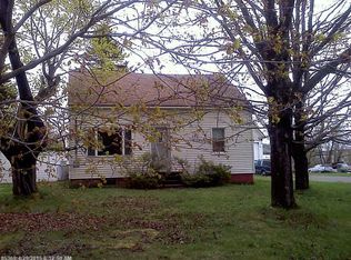 2 Archer St, Mapleton, ME 04757