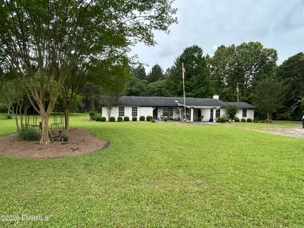 12260 Highway 16 E, Philadelphia, MS 39350