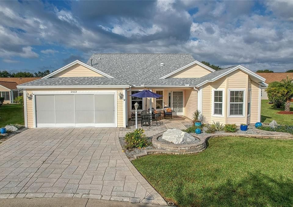 1st image of 2613 Ayala Way