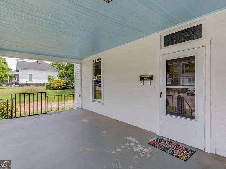 227 Alcovy St — Photo 3