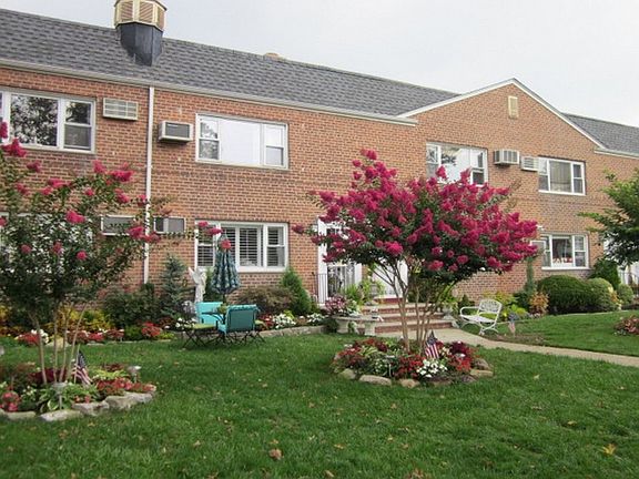3rd image of 1511 Independence Ave #2B