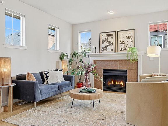5th image of 7247 NE Stoneybrook St