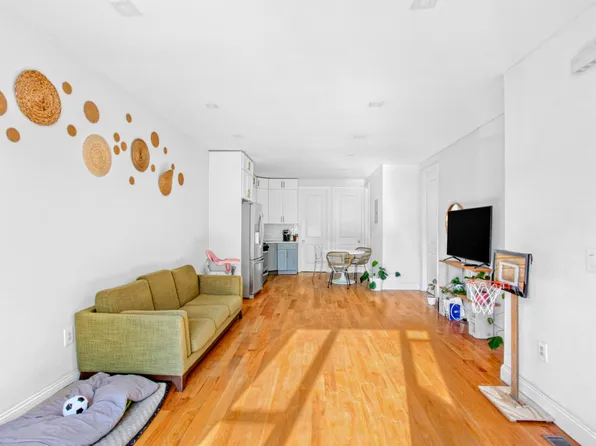 1353 Saint Marks Avenue image 3 of 17