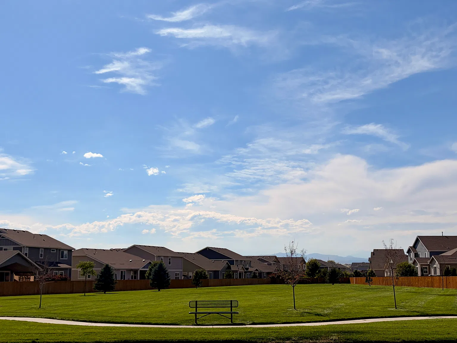 4 bed, 2480 sqft, $3,195 — Photo 2