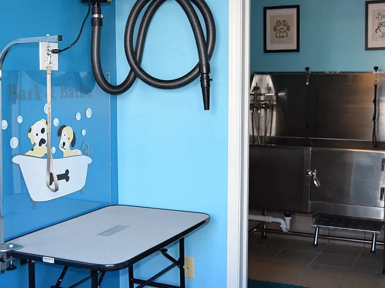 Skyridge Club Apartments — Photo 13