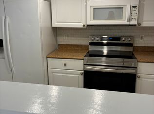 1208 Songbird Ln, Jacksonville, FL 32233
