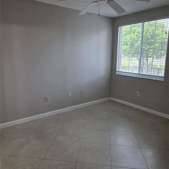 1105 Reserve Ct #201 — Photo 2