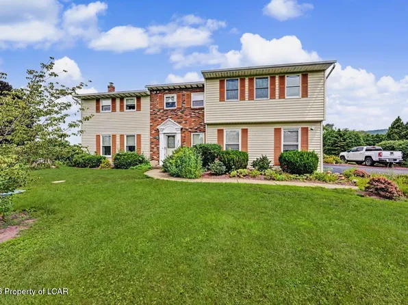6 N Greco Dr, Drums, PA 18222