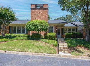 6405 W Deer Hollow Way, Peachtree Corners, GA 30092