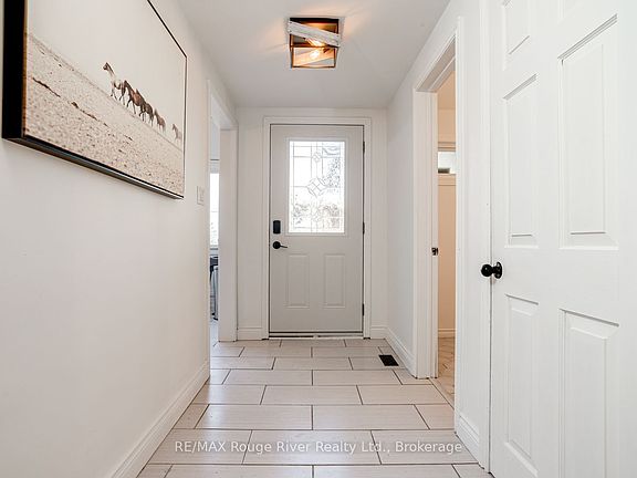 2nd image of 26 Wellington St