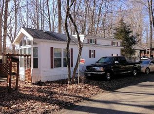 5949 Maple Dr, Hillsboro, OH 45133