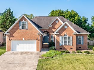412 Stable View Cir, Chattanooga, TN 37405