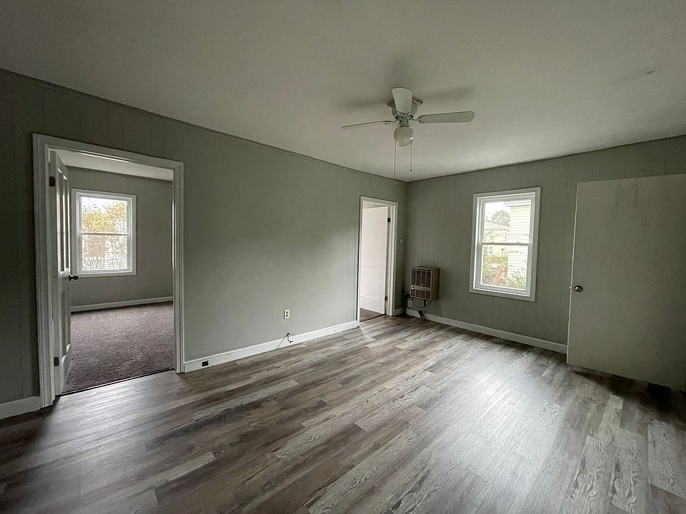 1st image of 26 Cedar St