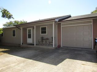 911 Quail Ave, Harrison, AR 72601