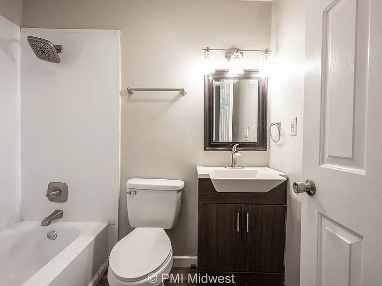 3736 N Meridian St — Photo 47