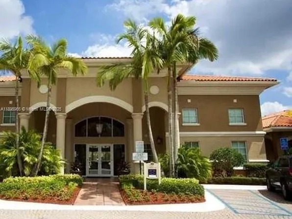 230 SW 117th Ter, Hollywood, FL