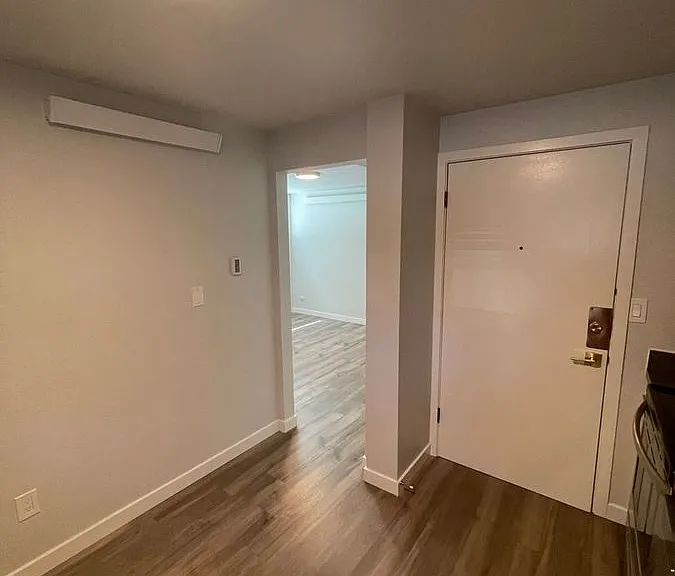 3912 Linden Ave N #6 — Photo 7