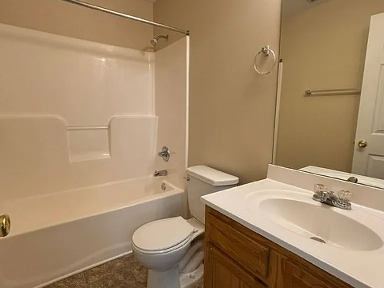 101 Braxton Ct — Photo 19
