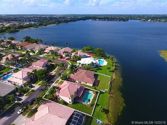 3rd image of 1151 NW 182nd Way