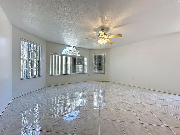 5th image of 8722 Rain Forest Pl APT A