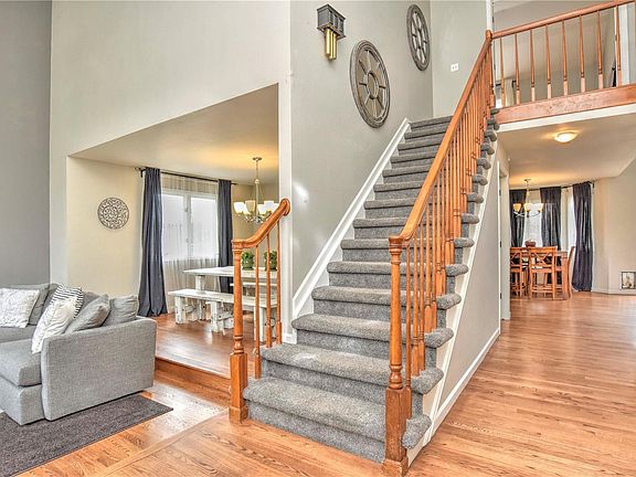 2nd image of 1187 Clubhouse Dr