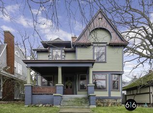 812 Fairmount St SE, Grand Rapids, MI 49506