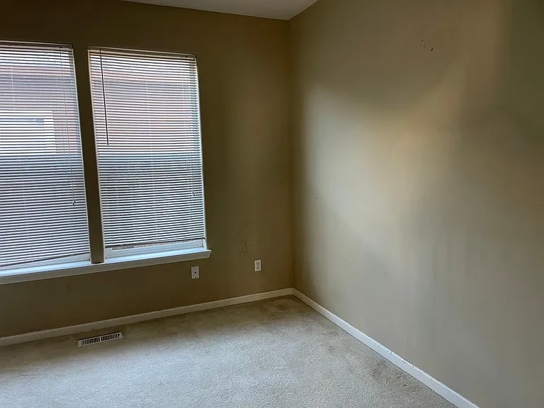 17801 SE 12th Dr — Photo 12
