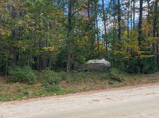 27 Gold Coast Dr, East Wakefield, NH 03830