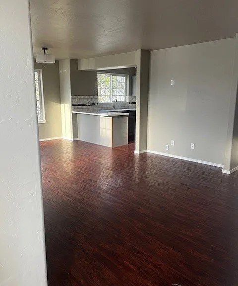 3024 W Villard St #F — Photo 10