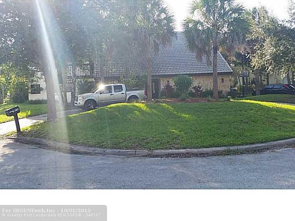 5th image of 8730 NW 18th St