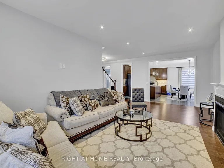288 Raymond Rd — Photo 11