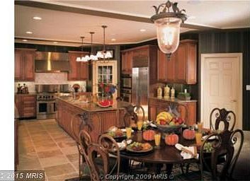 Hampton Kitchen-Breakfast Area