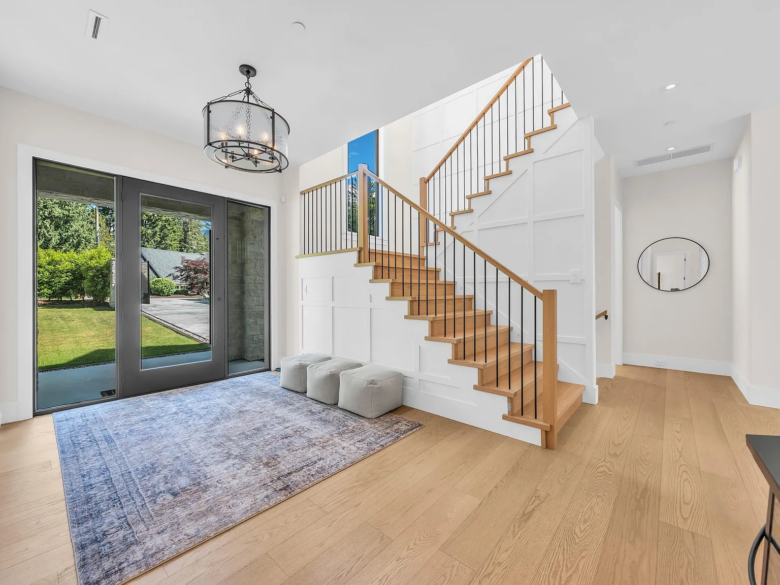 6 bed, 7500 sqft, $37,500 — Photo 2
