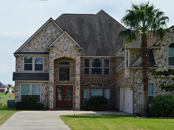 11589 Grandview Dr, Montgomery, TX 77356