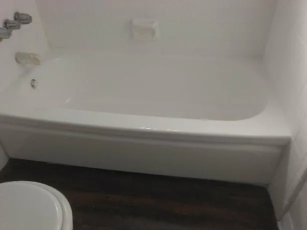Bathtub