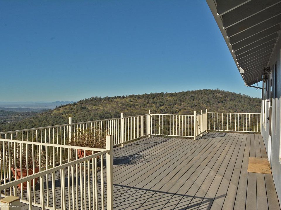 1st image of 12999 Spruce Ln