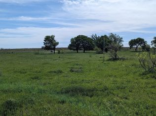 30 High Plains Trl, Bellevue, TX 76228