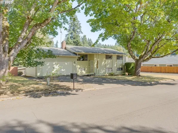 4208 NE 105th St, Vancouver, WA 98686